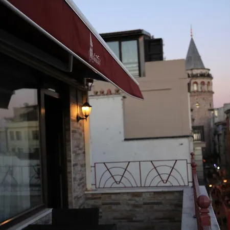 Galata Moon Isztambul