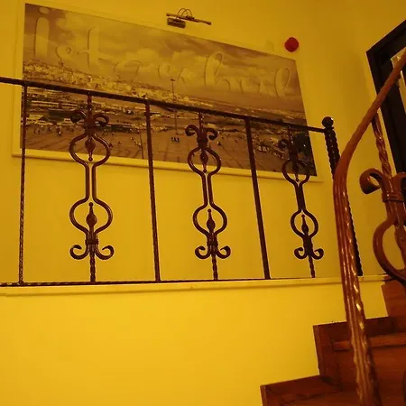 מלון Galata Moon