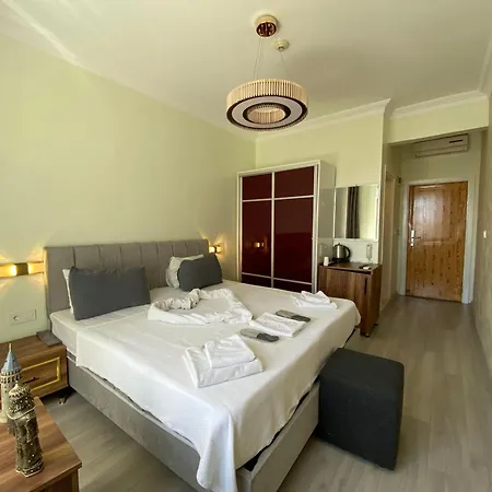 Galata Moon Szálloda 4*