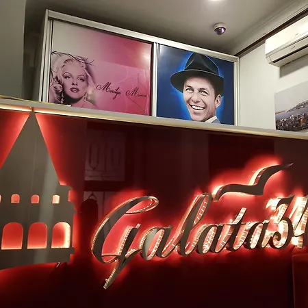 Galata Moon 4*